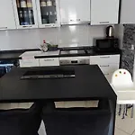 Franko Apartment *