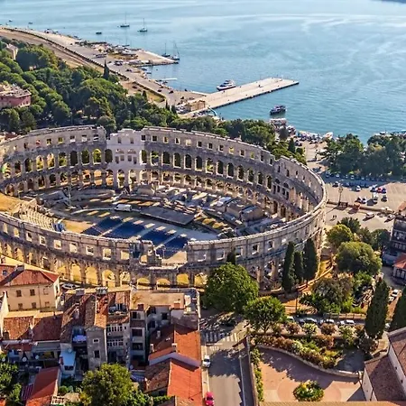 Franko Pula
